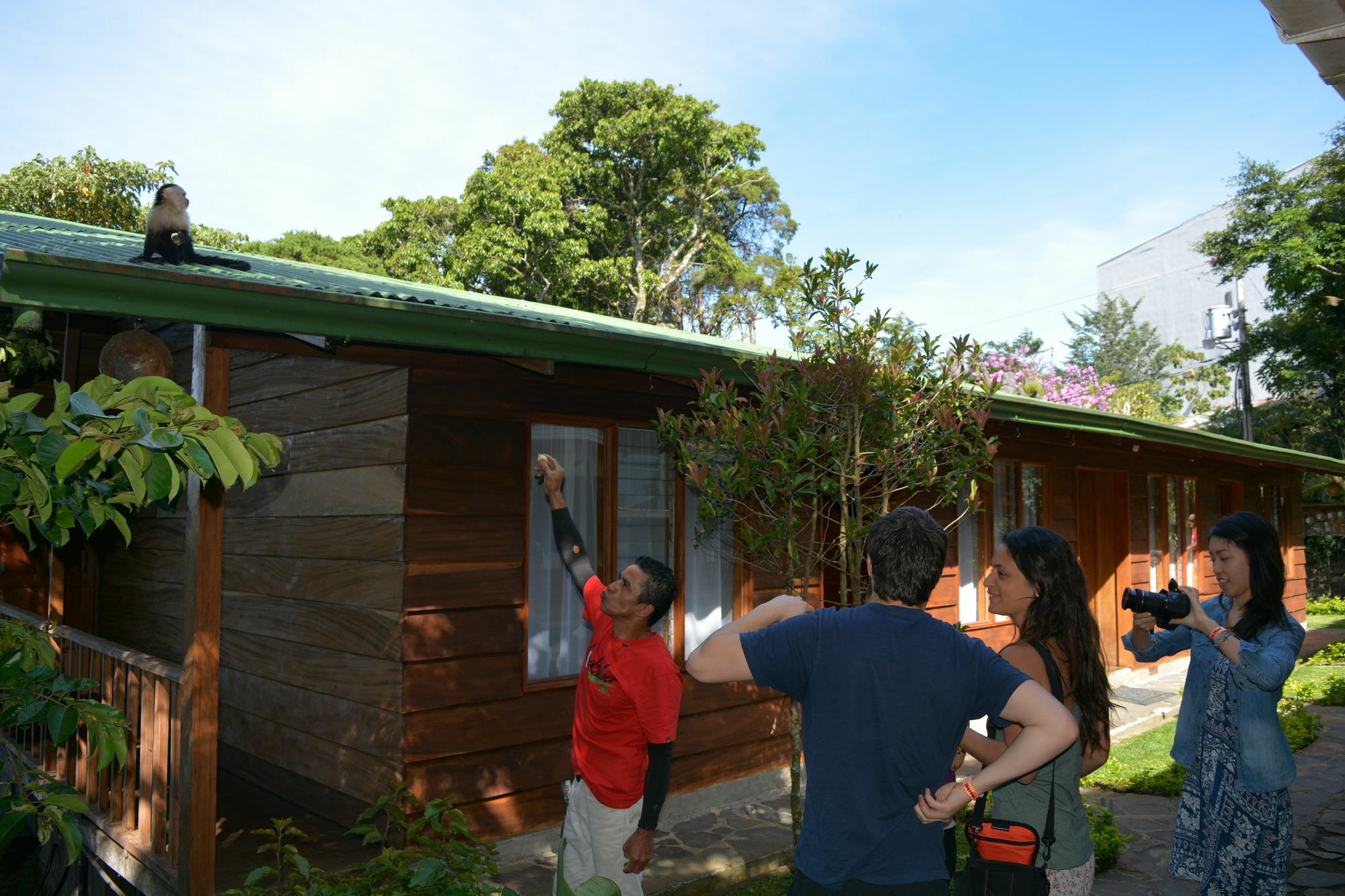 Santa Elena Hostel Resort Monteverde Exterior photo